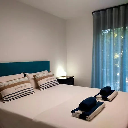 Spectacular Duplex In - 4 Bedr Apartman